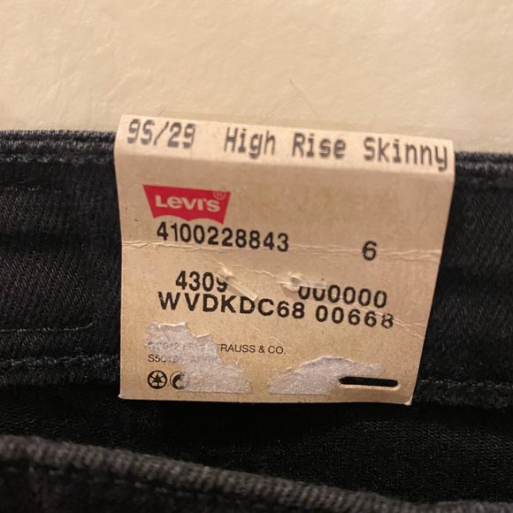 NWT Levi's High Rise Skinny Black Jeans Size 9S/29 - Picture 10 of 12